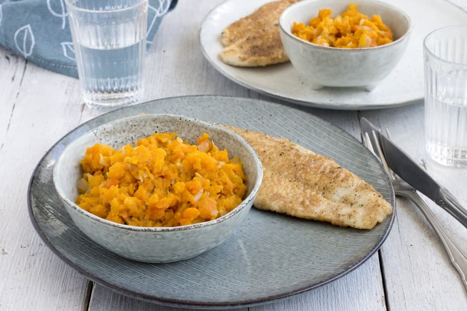 Gebakken pangasius met wortelpuree